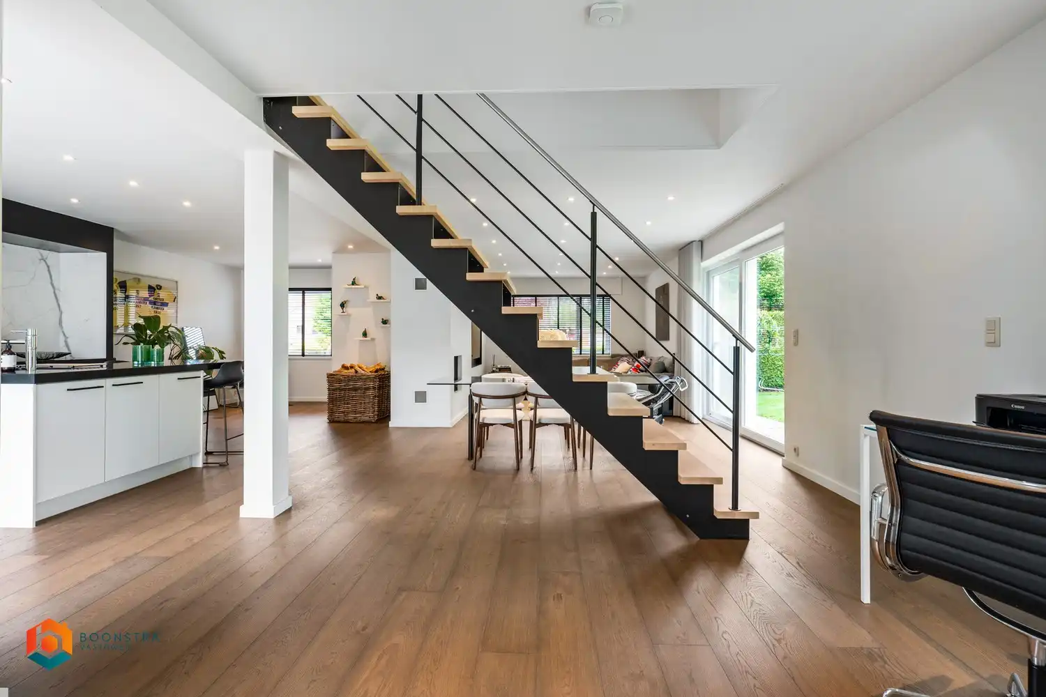 Instapklare woning met 3 slpkrs, garage en tuin te Keerbergen foto 8