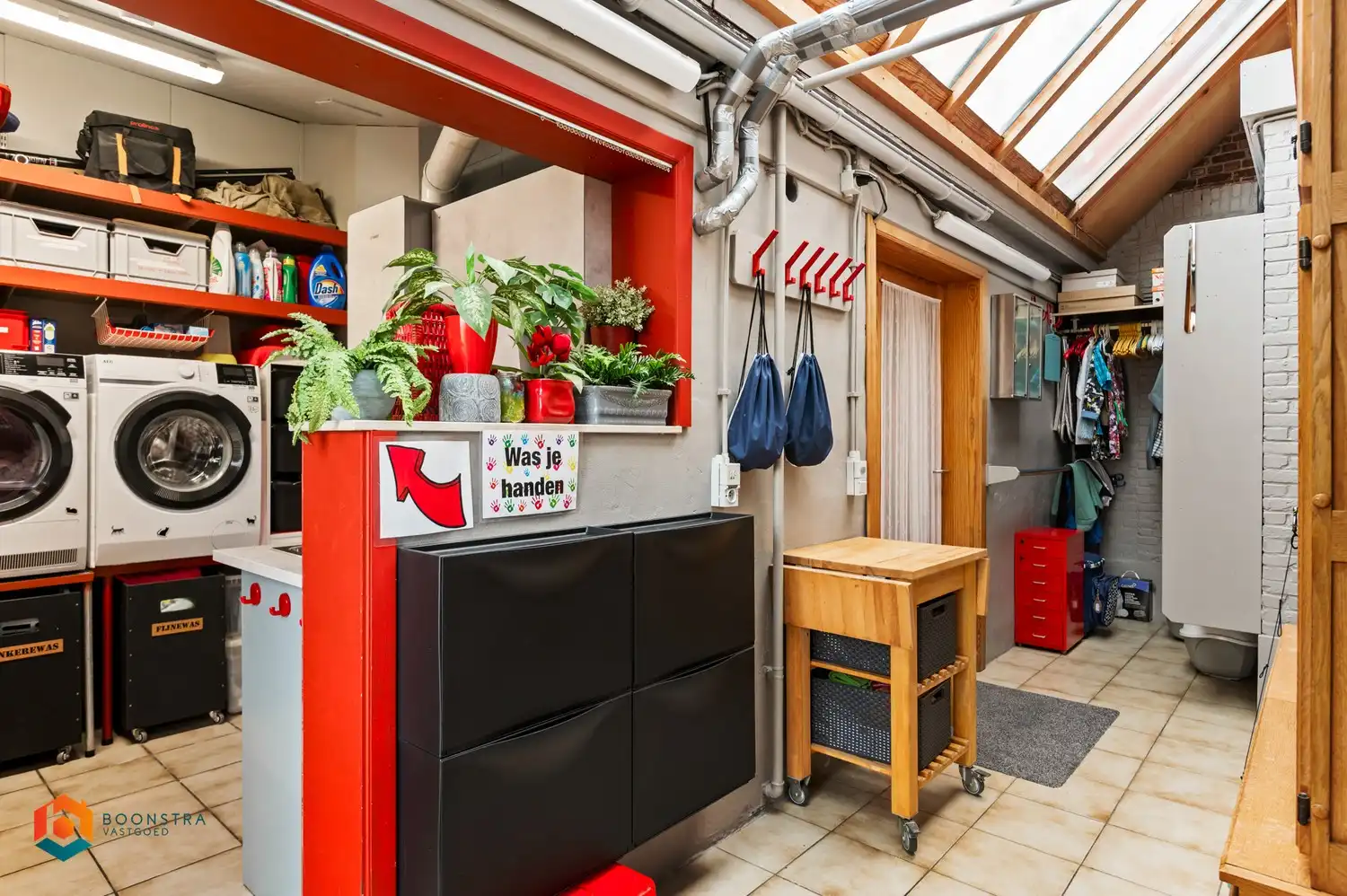 Ruime woning met 5 slpkrs te Blaasveld foto 12