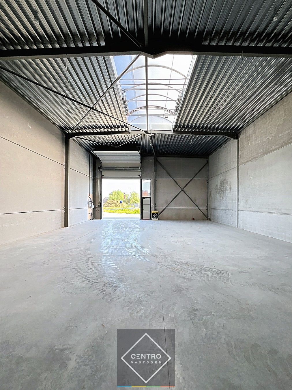 Nieuwbouw KMO-unit (± 225m²) met 3 parkeerplaatsen op bedrijventerrein "Het Stoomtuig". Vlotte verbinding Ring Roeselare/E403 ! foto 7