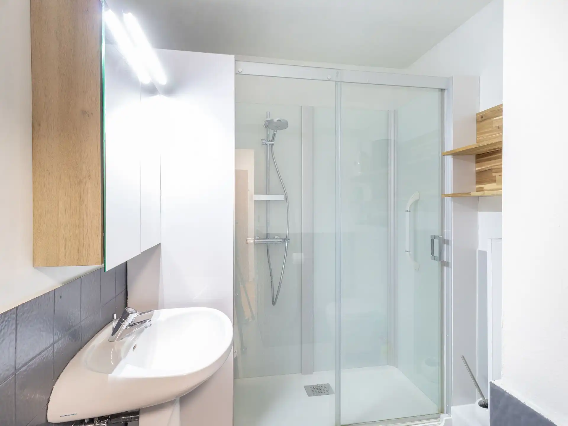 Instapklaar appartement met 2 terrassen! foto 13