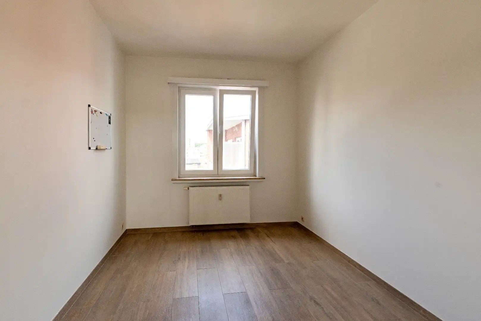 2 slaapkamer appartement met veel lichtinval met uitzicht foto 14