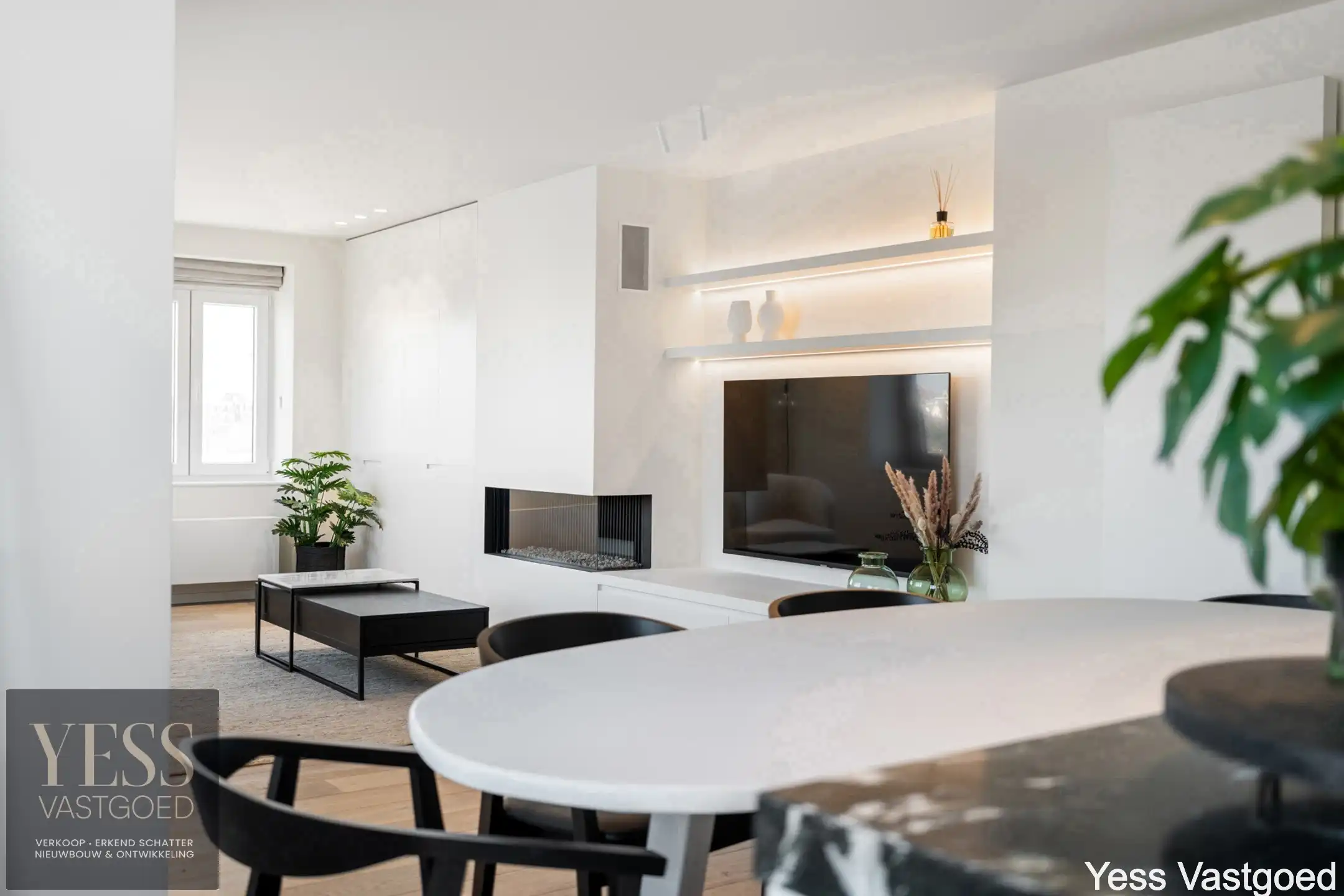 Prachtig appartement met zicht over het Zegemeer te Knokke. foto 3