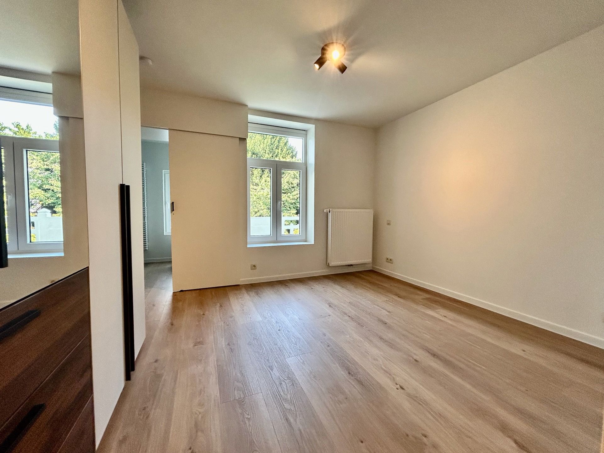 Exclusief gelijkvloers appartement gelegen in het centrum! foto 19