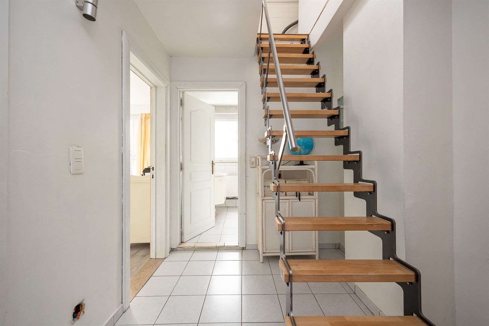 Ruime woning met zuid tuin op toplocatie in de "Bomenwijk". foto 10