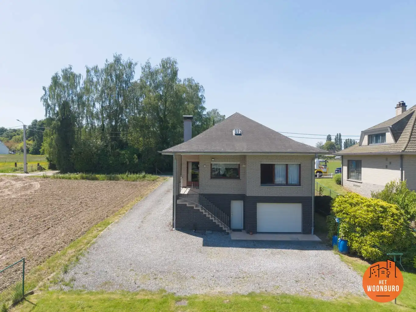 Woning met 2 slpks, zolder, volledig onderkelderd en tuin foto 24