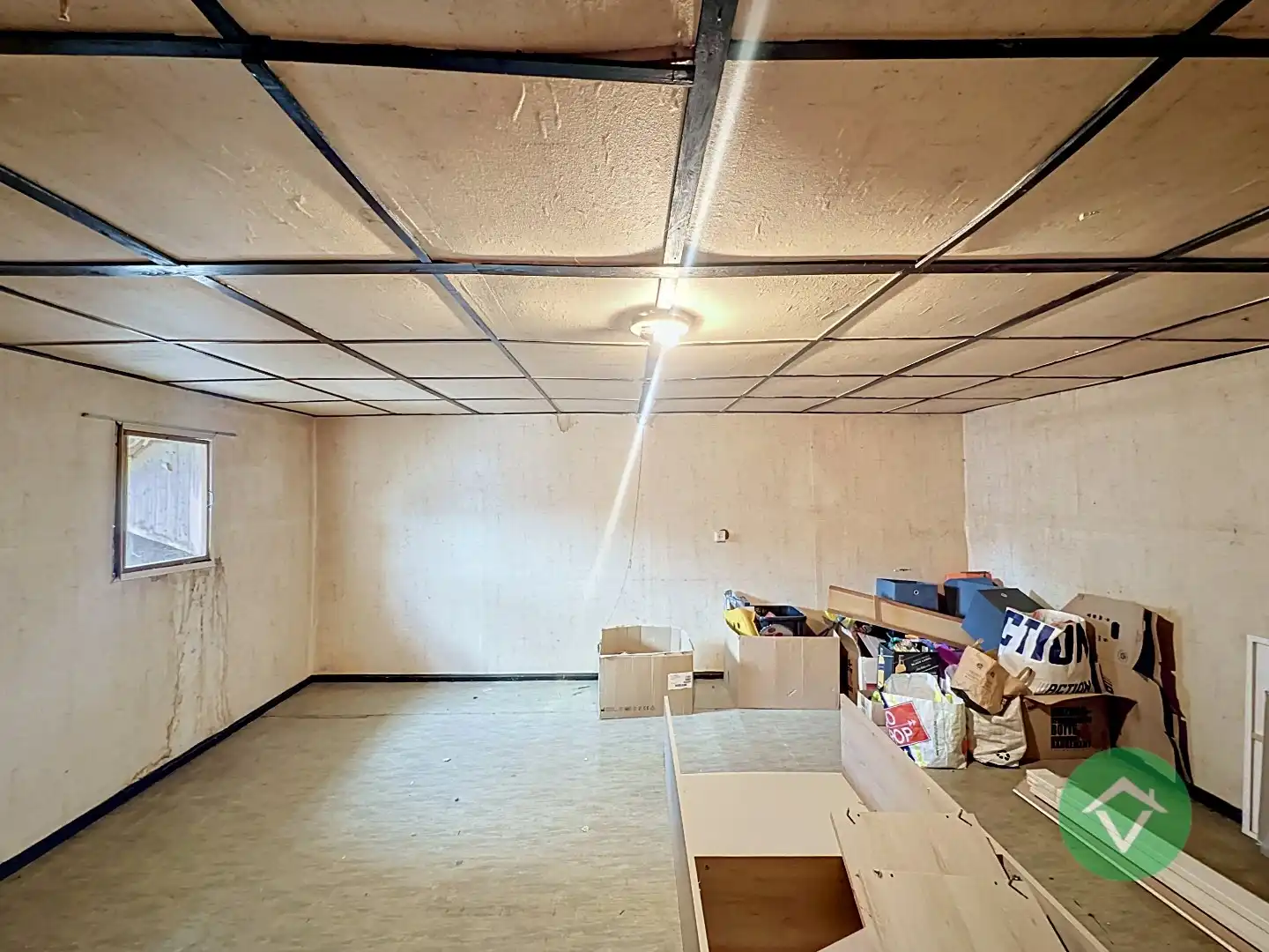 Op te frissen gezinswoning met vier slaapkamers, inpandige garage te Koekelare foto 17