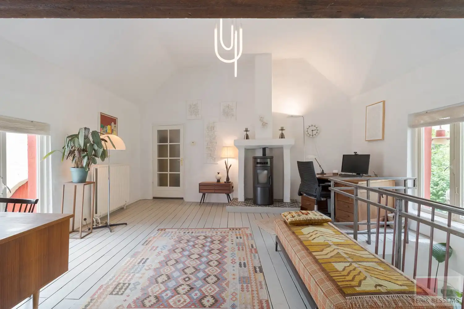 Karaktervolle woning uit 1668, met een bewoonbare oppervlakte van ca. 233 m² op een royaal perceel van 1.837 m² foto 11