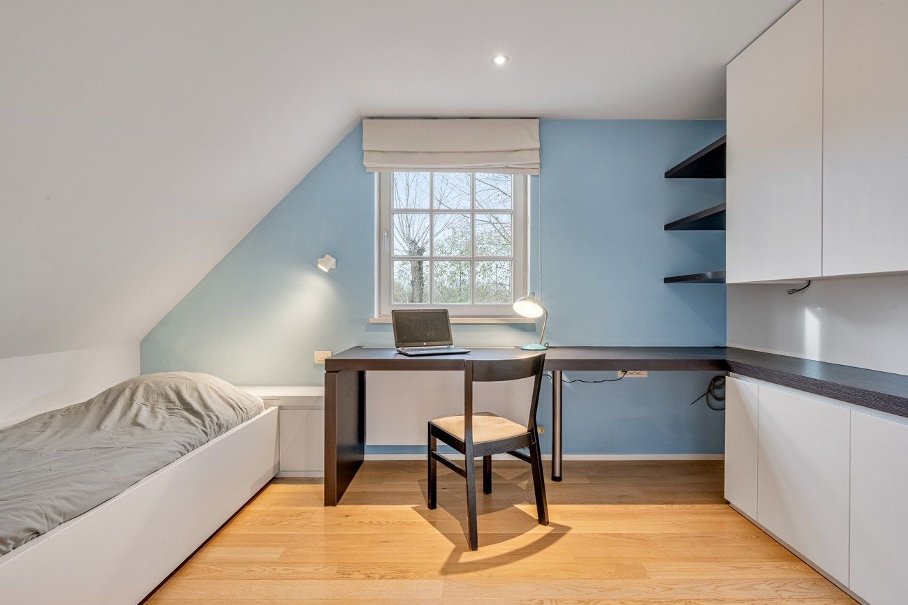 Instapklare halfopen bebouwing met 4 slaapkamers in Oostakker foto 21