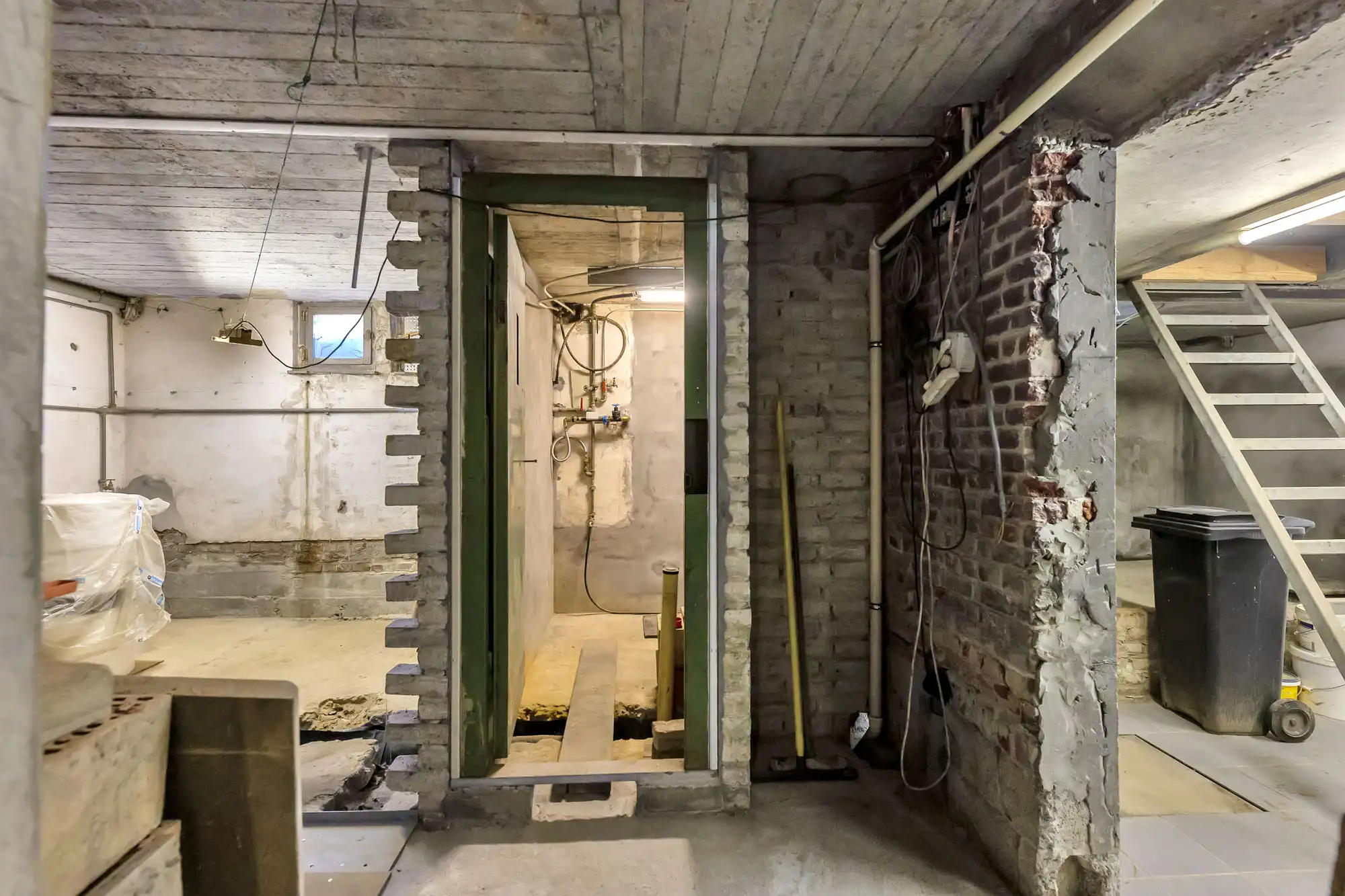 Ruime woning met garage, atelier nabij centrum foto 27