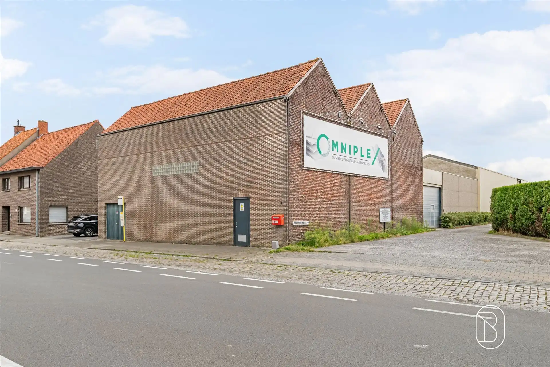 Loodsencomplex met parking, op een centrale ligging  foto 5