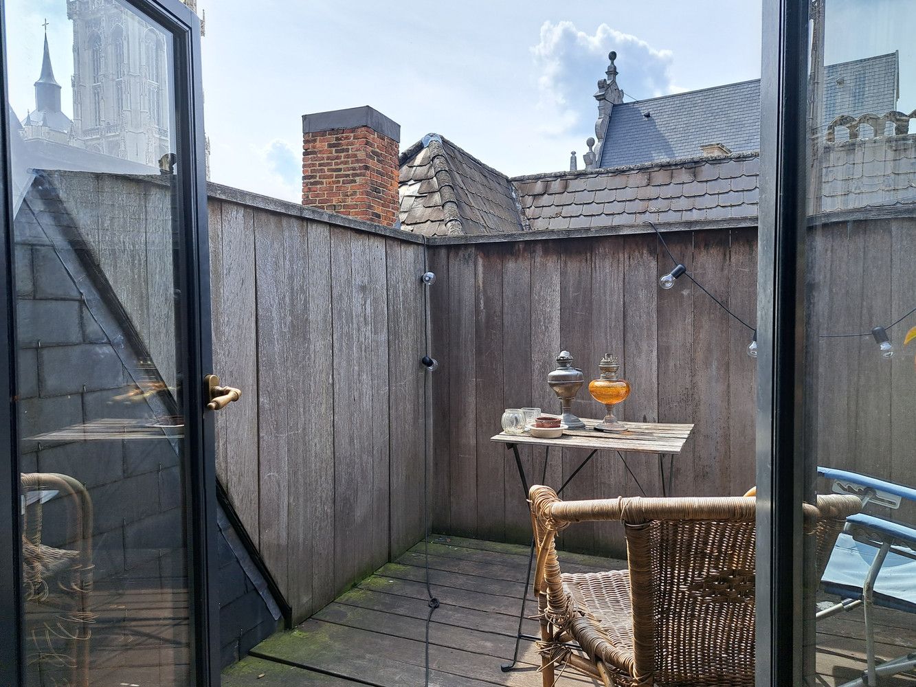 Duplex met tof terras in authentiek gebouw foto 14