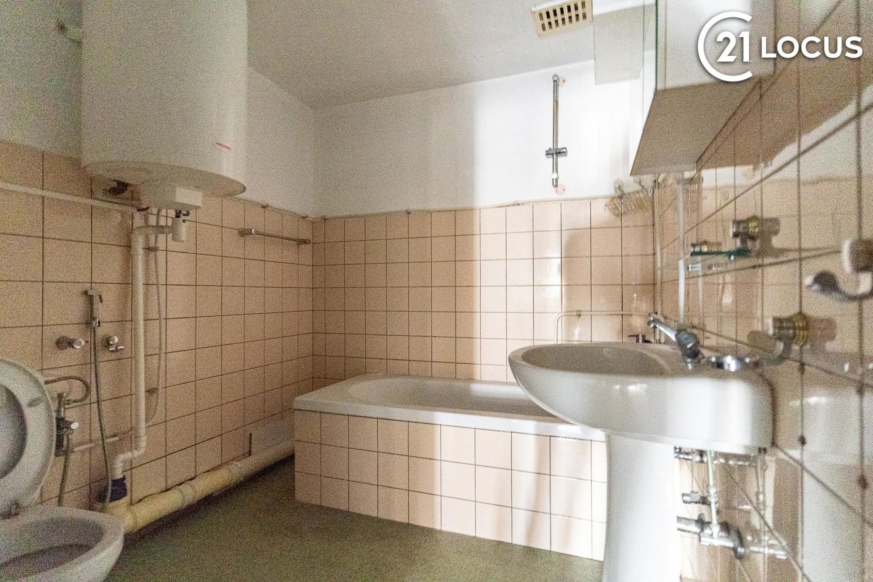 Karaktervol Horecapand, Toplocatie aan de Markt van Lokeren foto 17