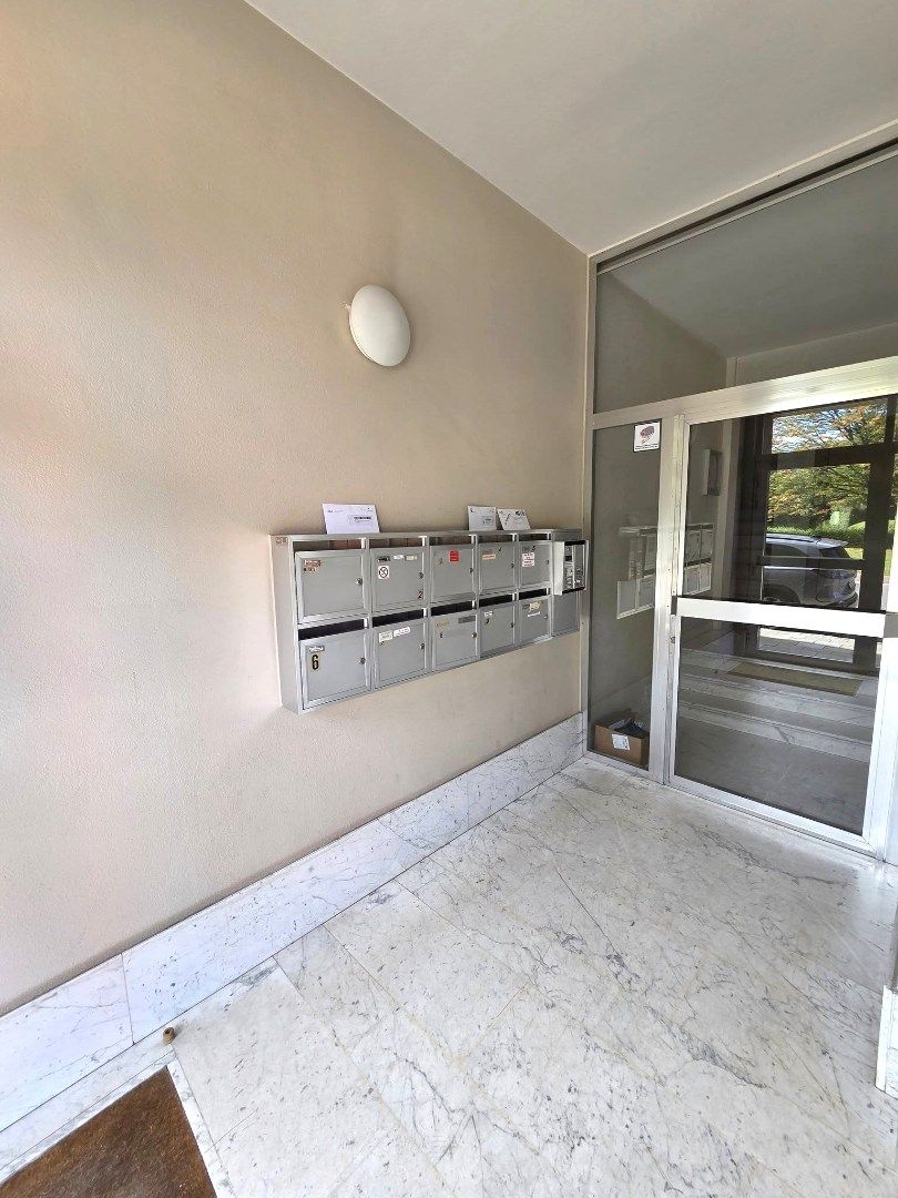 Instapklaar appartement met terras in het hart van Diegem!  foto 3