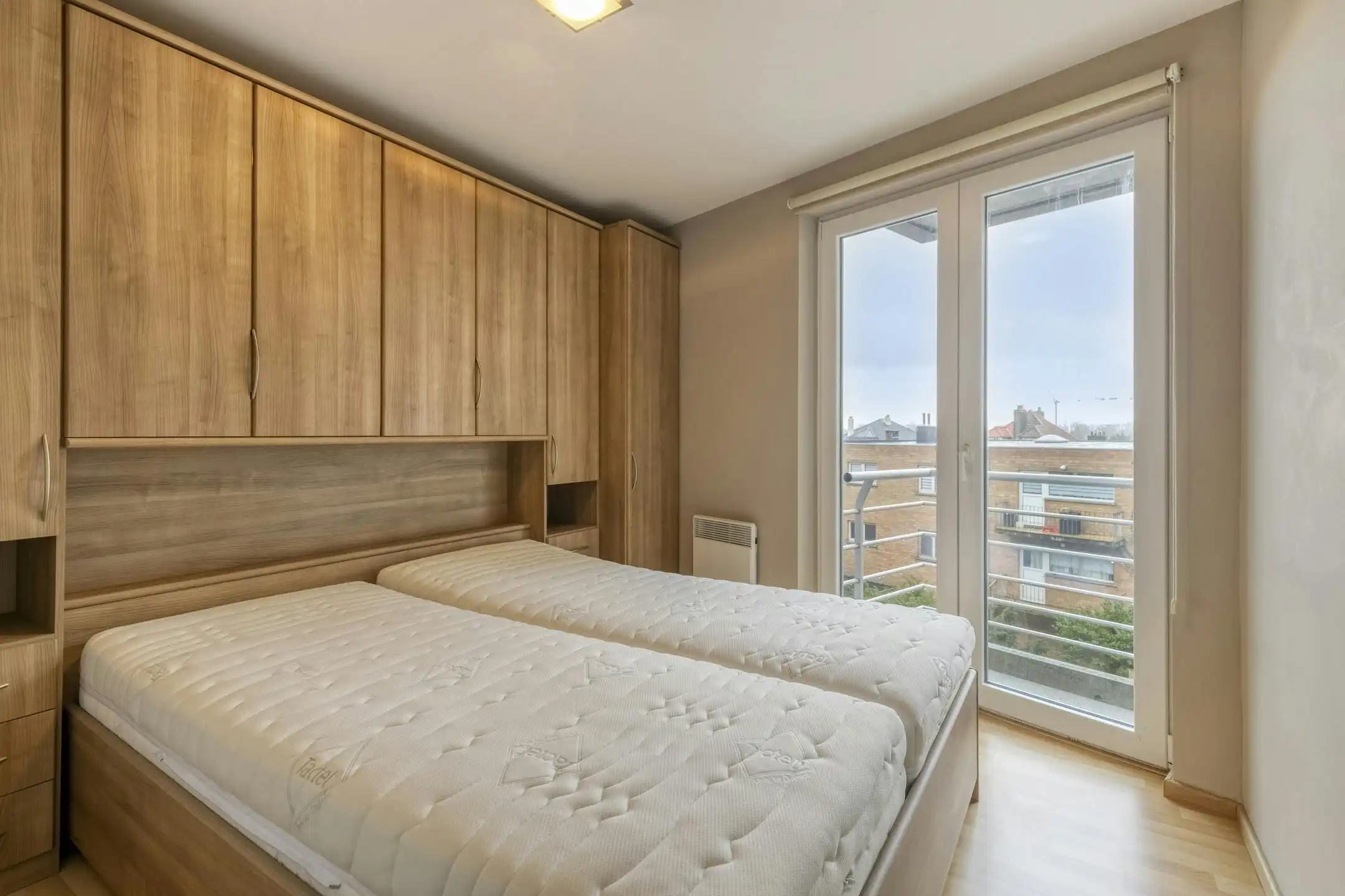 Appartement met twee slaapkamers te koop in Sint-Idesbald! foto 10