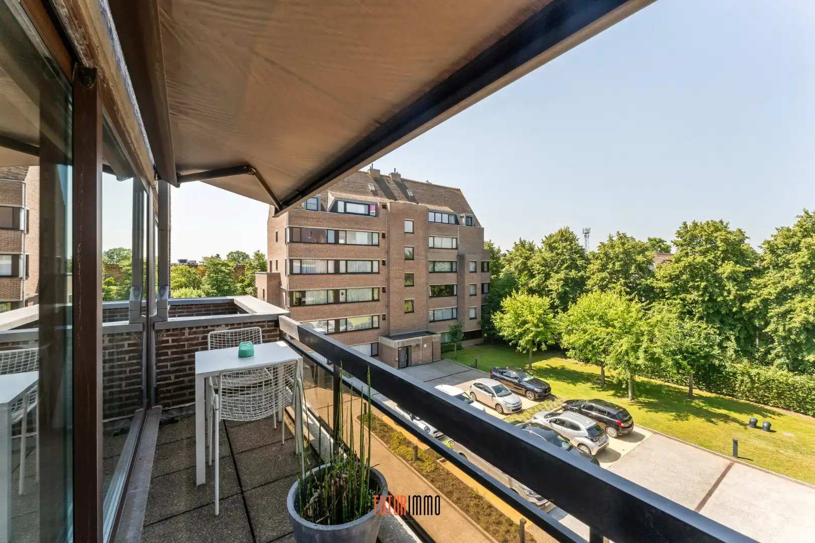 Lichtrijk en instapklaar appartement met garage te Kristus-Koning foto 14