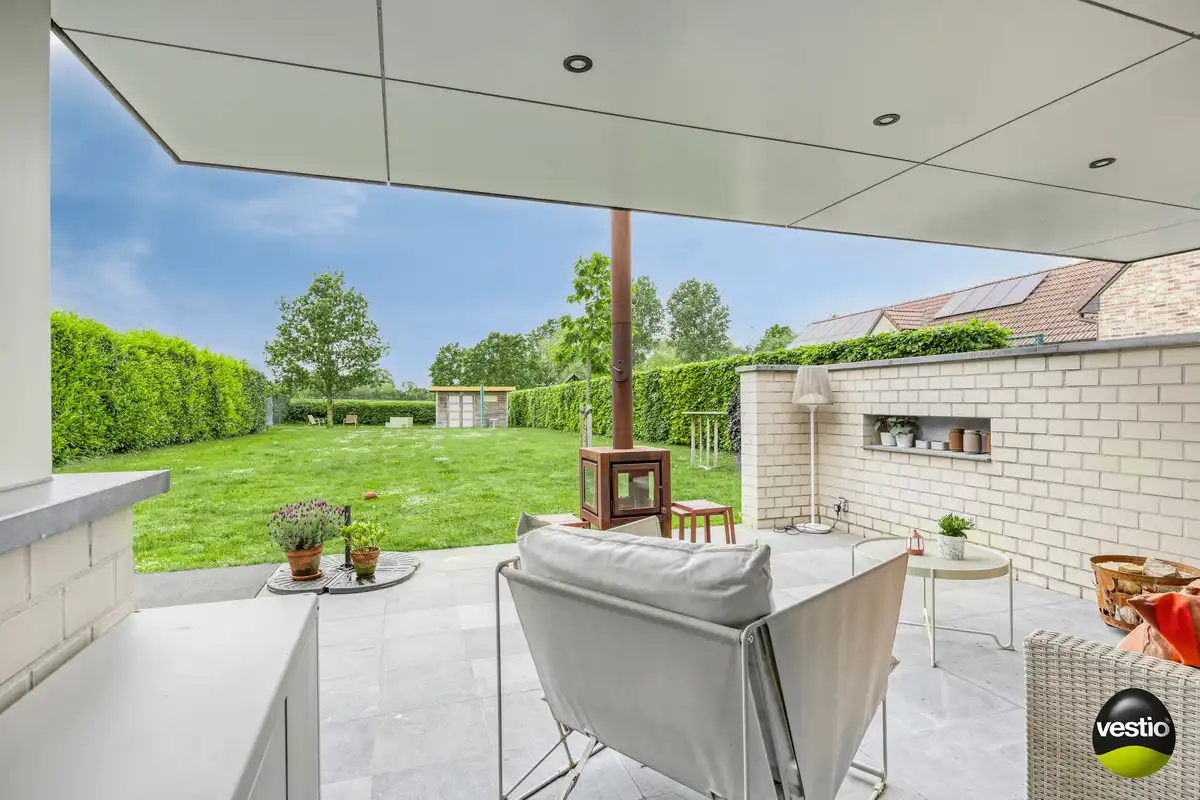 TIJDLOZE MODERNE WONING OP 10A73CA TE HOESELT. foto 37