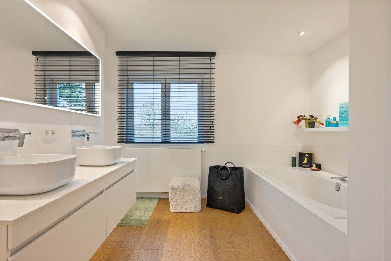 ENERGIEZUINIGE HALFOPEN BEBOUWING MET EPC A, 3-4 SLPKS, GARAGE, OPRIT EN TUIN IN RUSTIGE WIJK foto 19