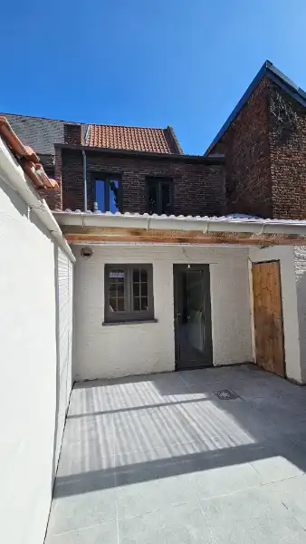 Instapklare vernieuwde woning van 115m² met koer-terras 18m² foto 19