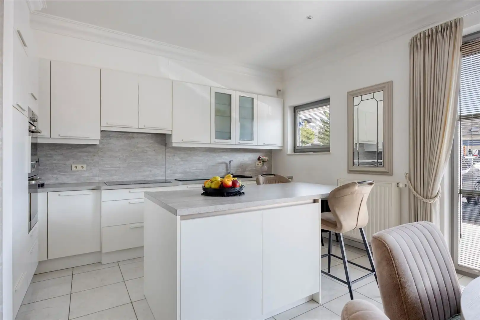 TE KOOP: Gelijkvloers appartement (opbrengsteigendom) met 2 slaapkamers te Heusden! foto 8