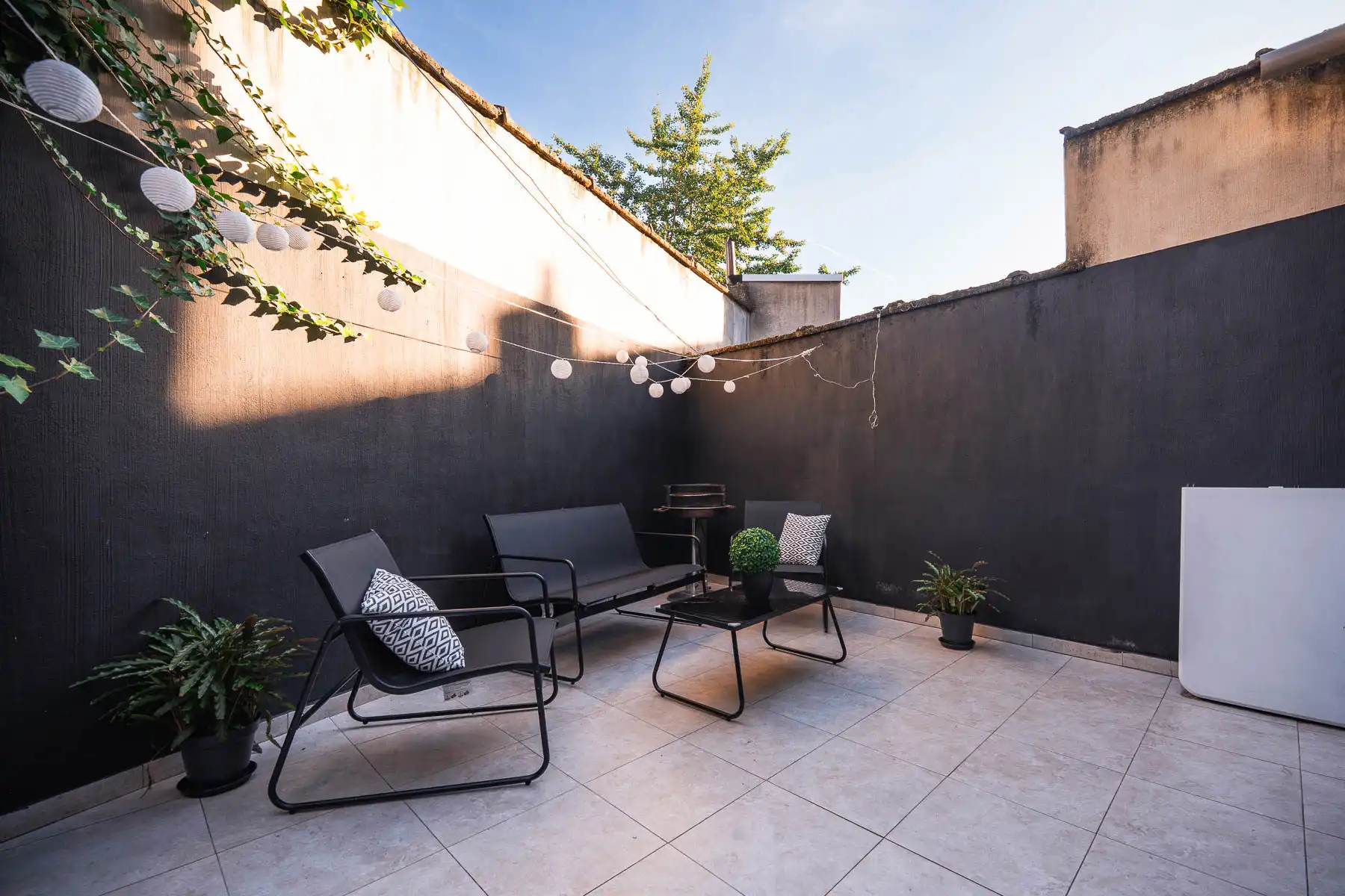 Verrassend ruime woning met sfeervolle leefruimte foto 9