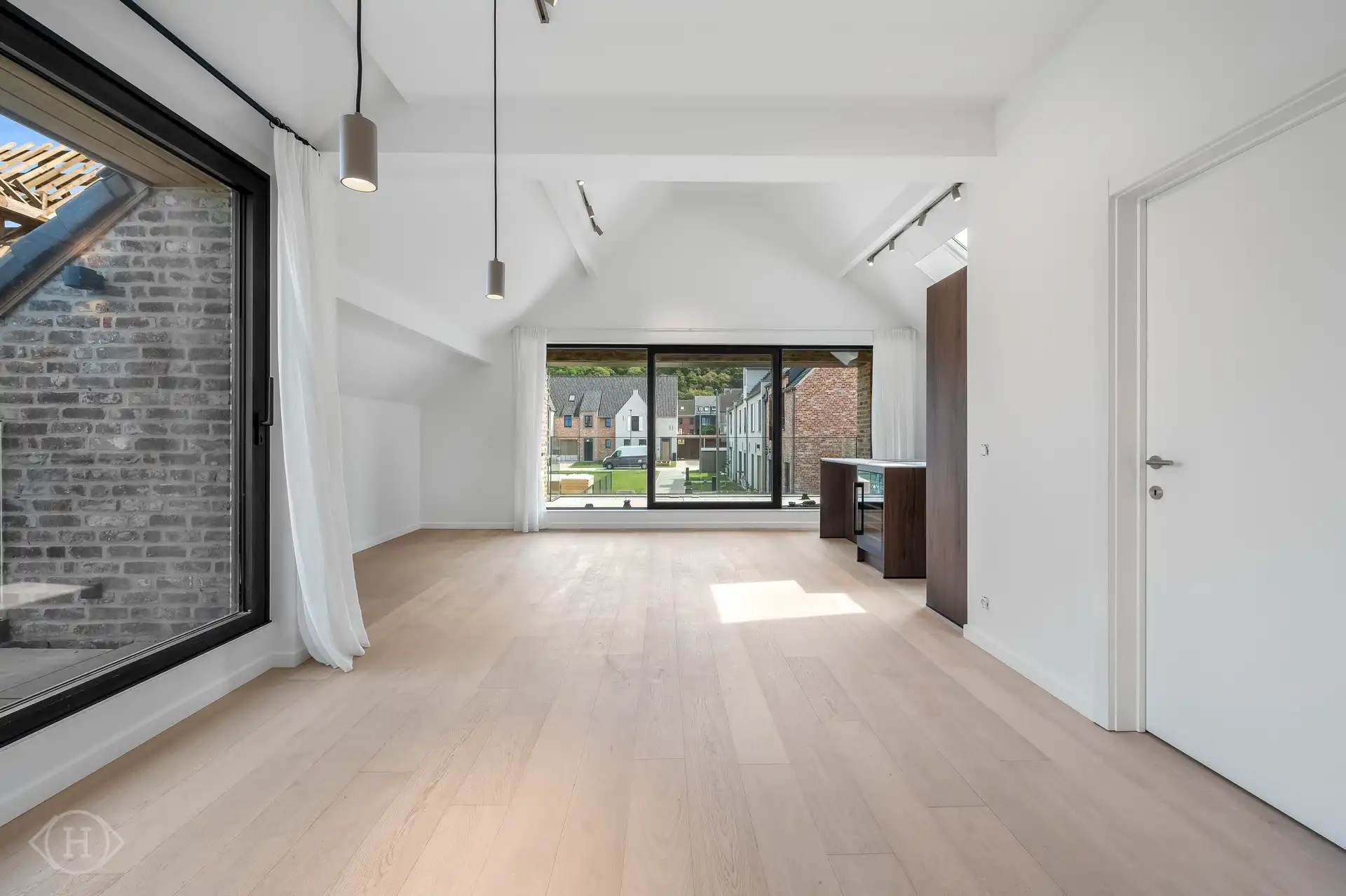 Luxe 3-slaapkamerappartement met ruim terras foto 33
