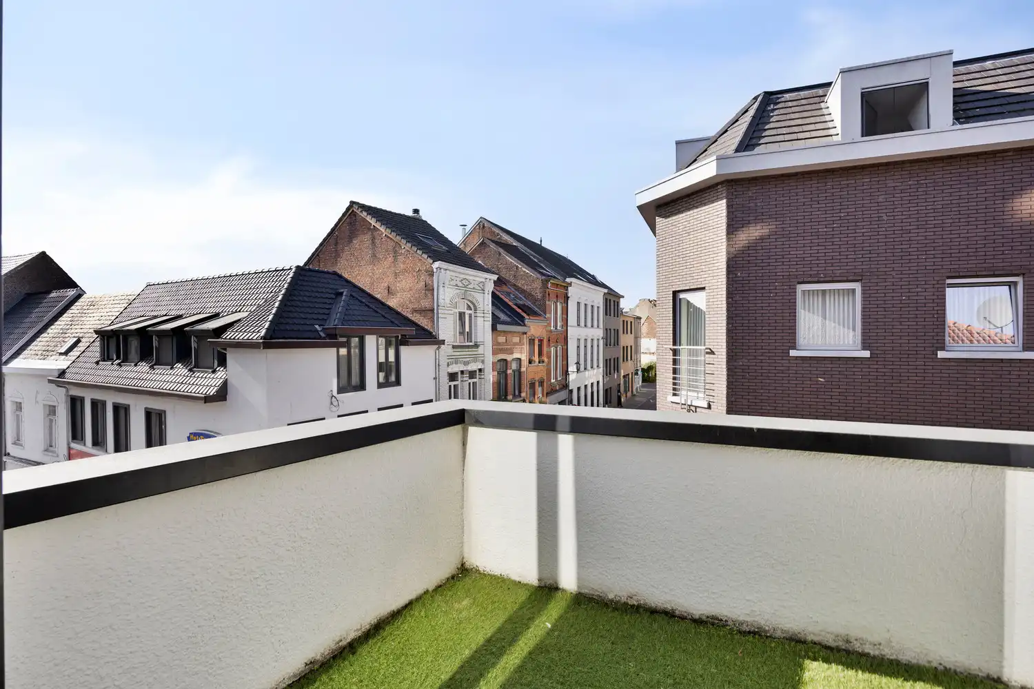 RUIM EN VOLLEDIG GERENOVEERD APPARTEMENT IN HET CENTRUM VAN DIEST! foto 15