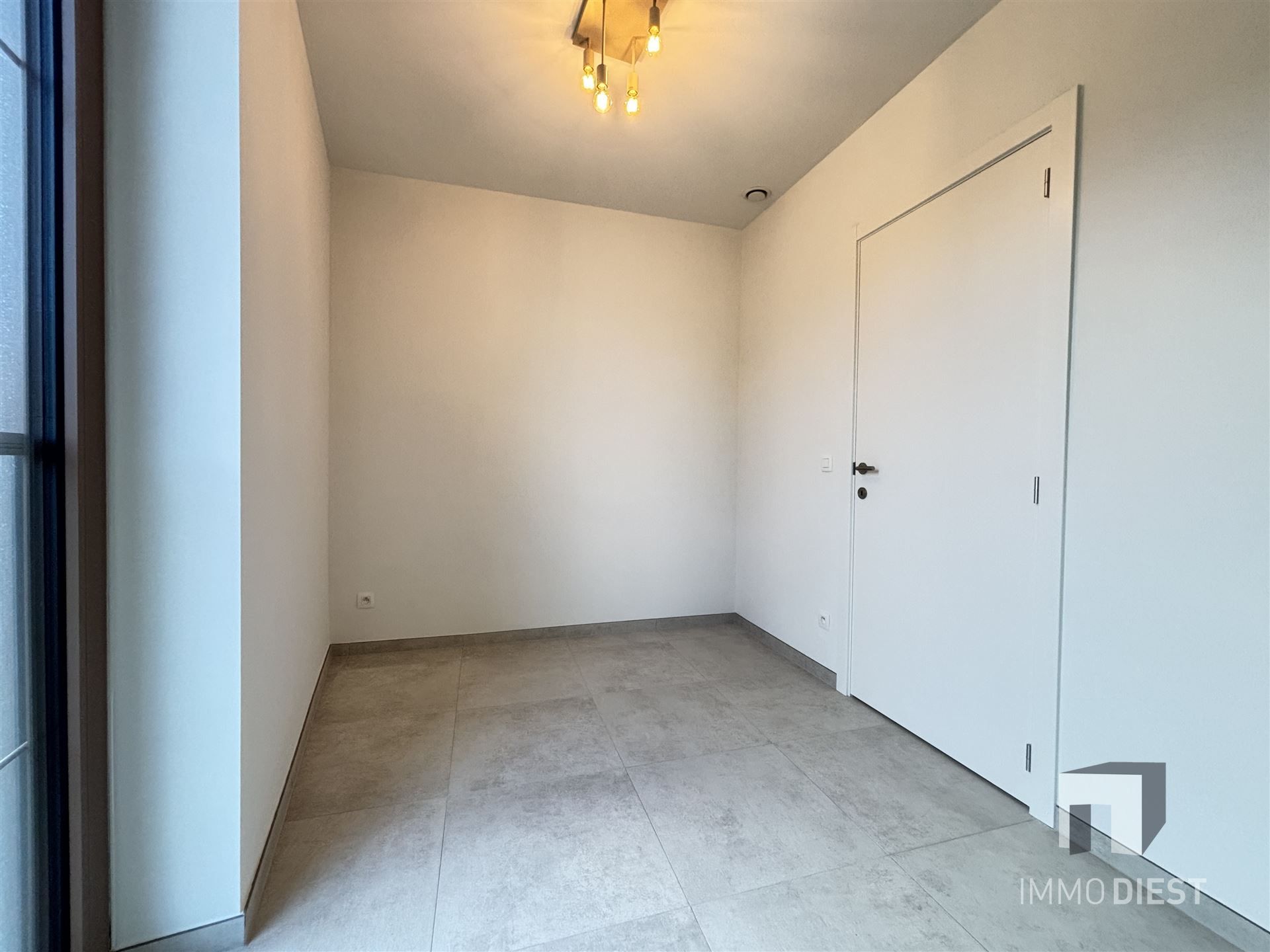 Lichtrijk appartement op fietsafstand van het centrum van Tessenderlo foto 16