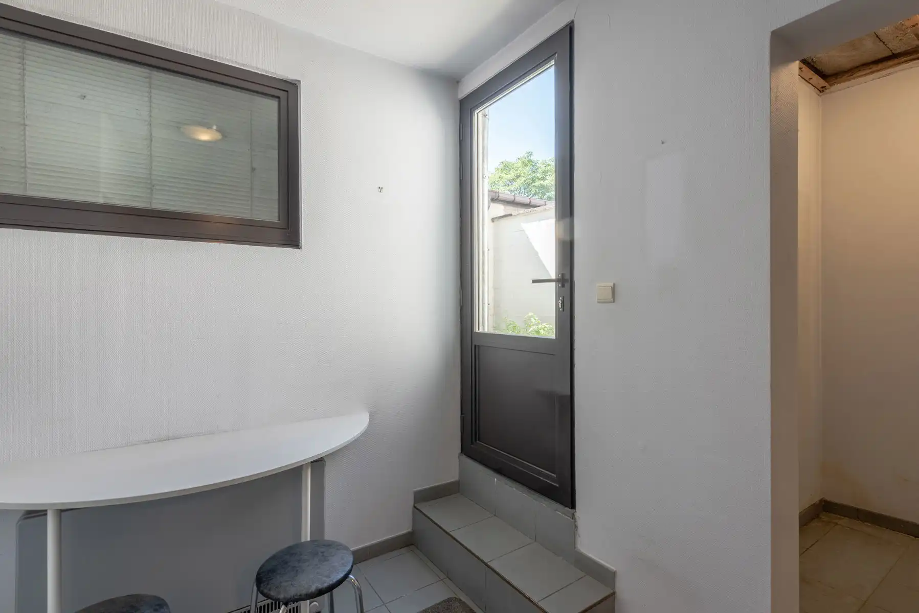 Gunstig gelegen kantoor-/handelsruimte in hartje Bilzen foto 13