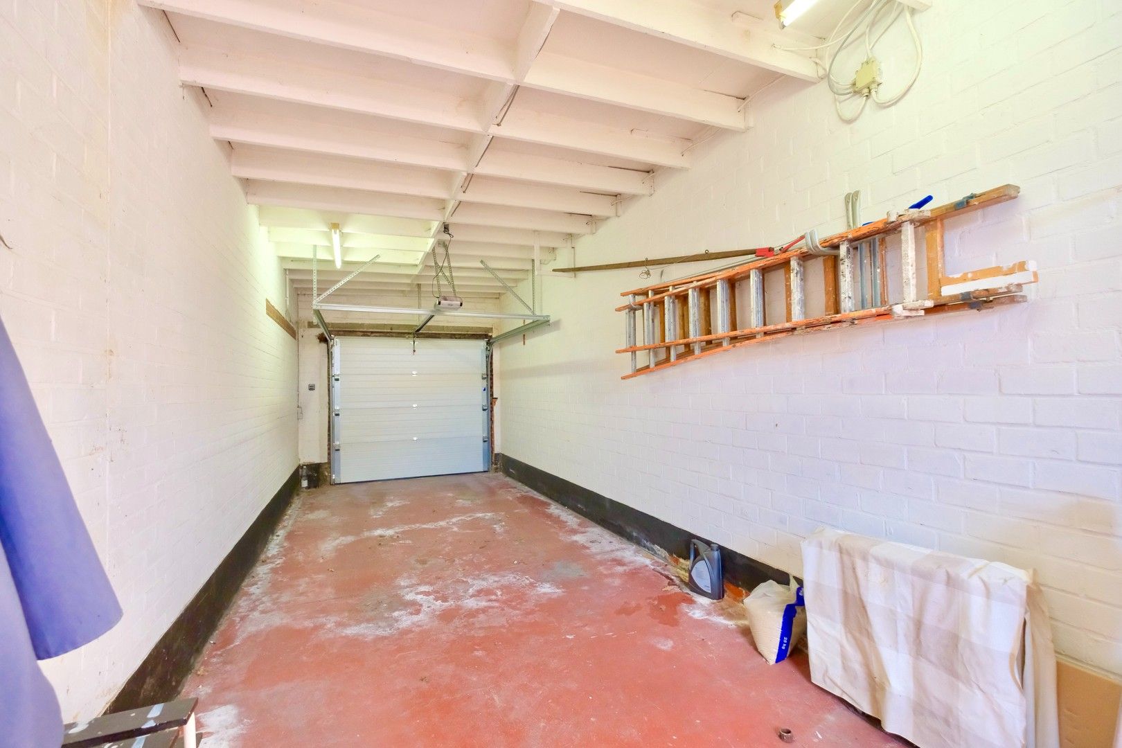 Roeselare - Ruime woning met 3 slaapkamers en dubbele garage! foto 14