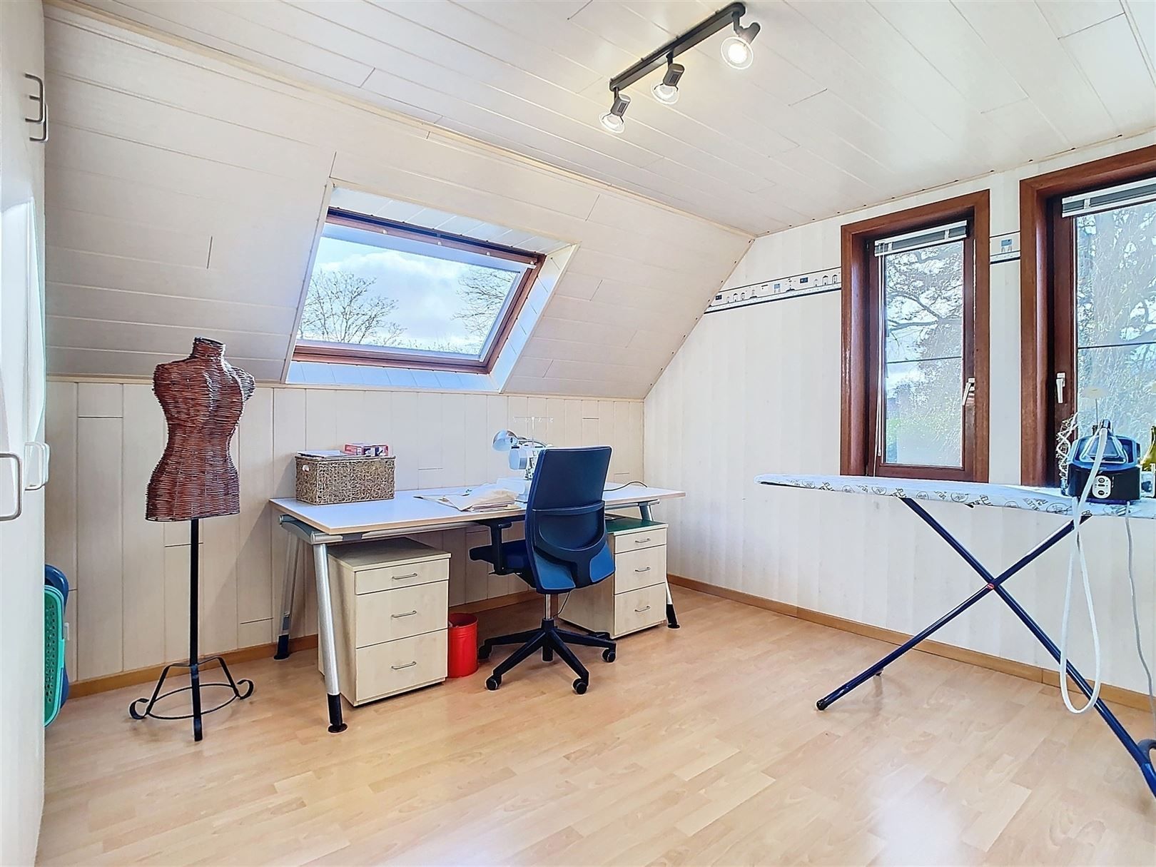 Ruime vrijstaande woning, 4 slpks, garage, tuin, 26a 17ca foto 25