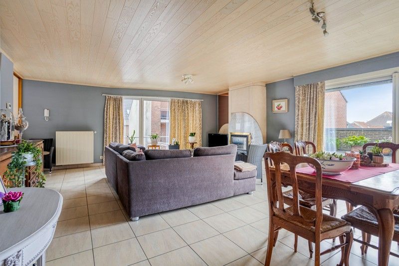 🏡 Ruim en lichtrijk appartement met 2 slaapkamers, terras in hartje Wakken! ☀️ foto 6