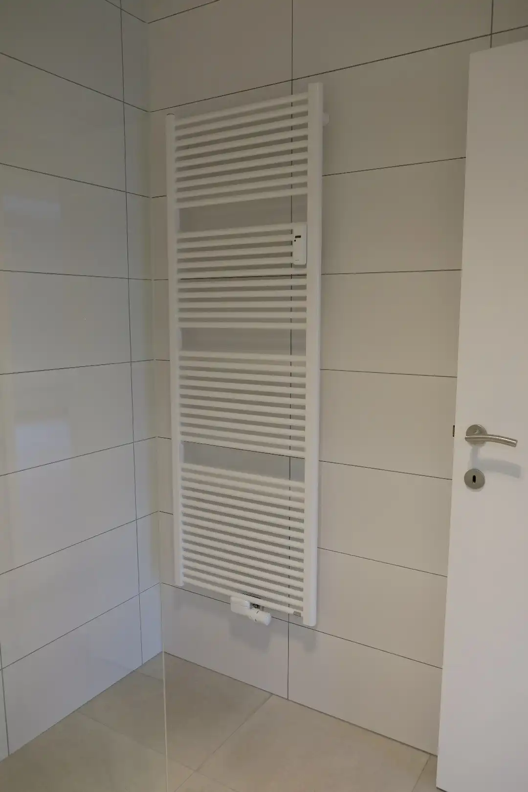 Gerenoveerd appartement met 2 slaapkamers, terras en tuin centrum Brakel foto 17