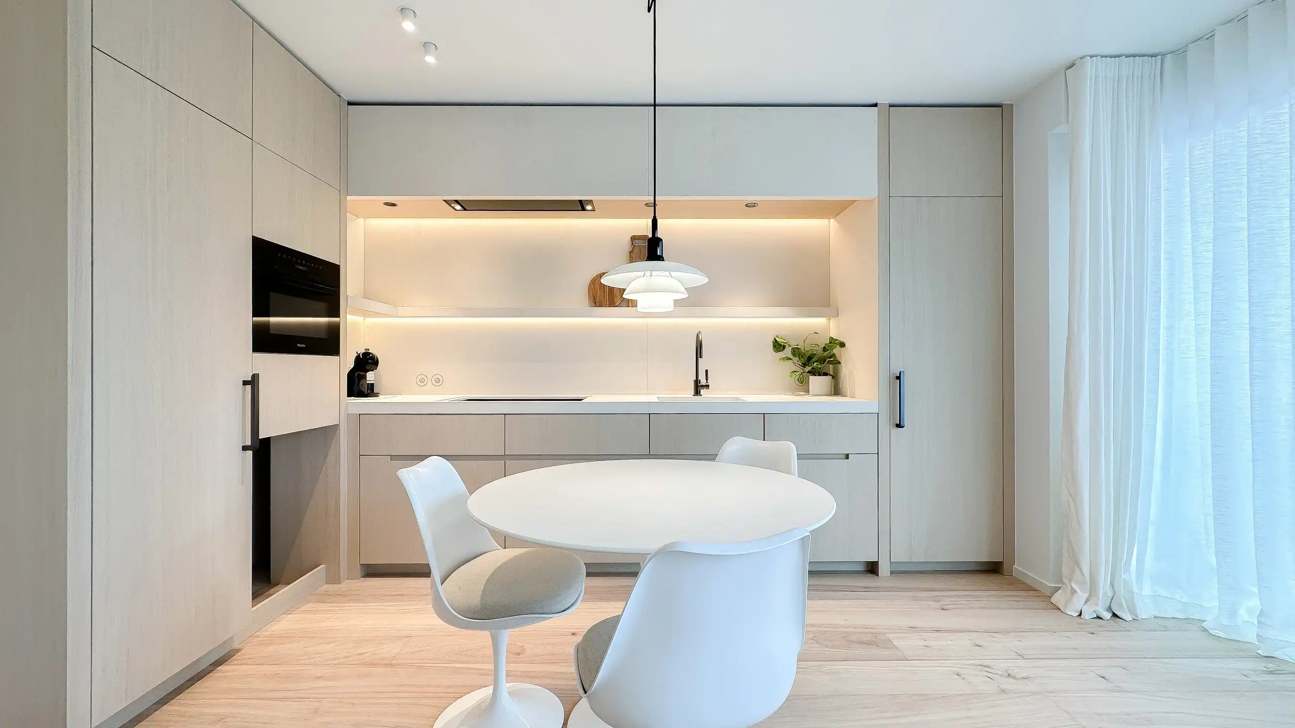 Tijdloos appart. met TOPAFWERKING op het DRIEHOEKSPLEIN... foto 5