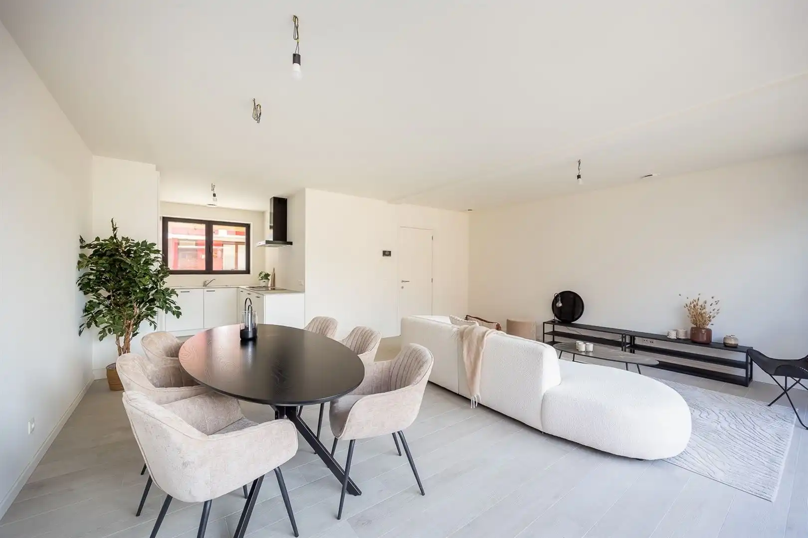 Energiezunige ruime woning nabij centrum Kapellen foto 5