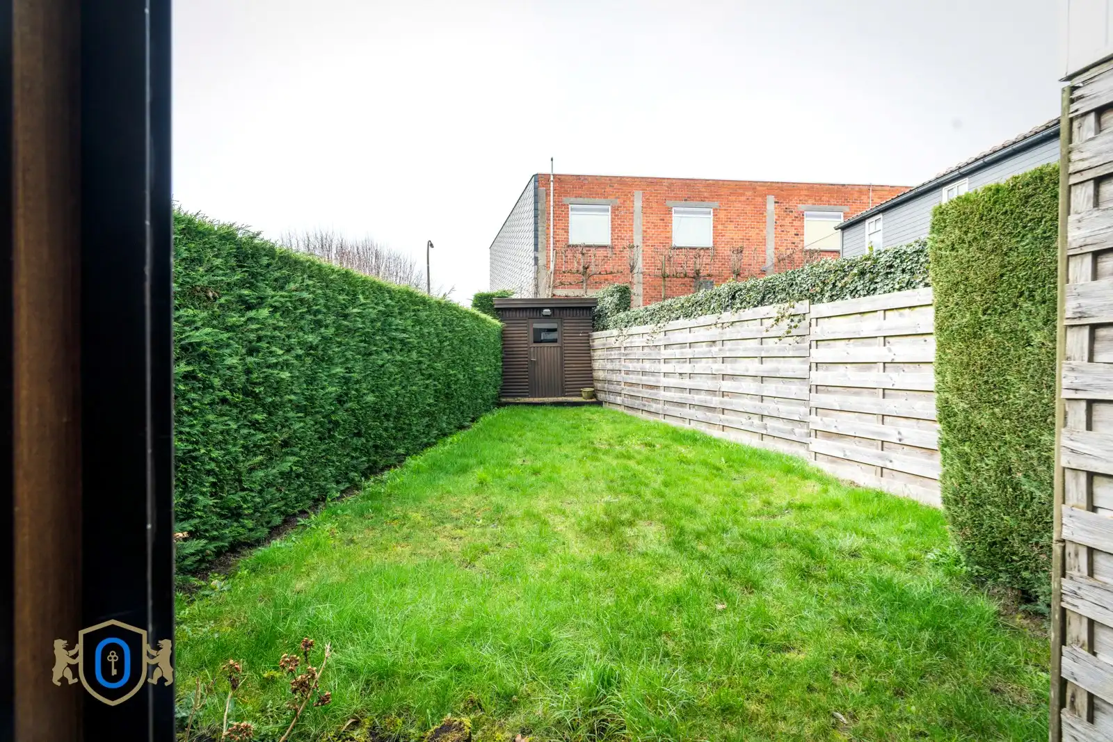 Halfopen 3-slpkr woning met tuin & garage foto 20