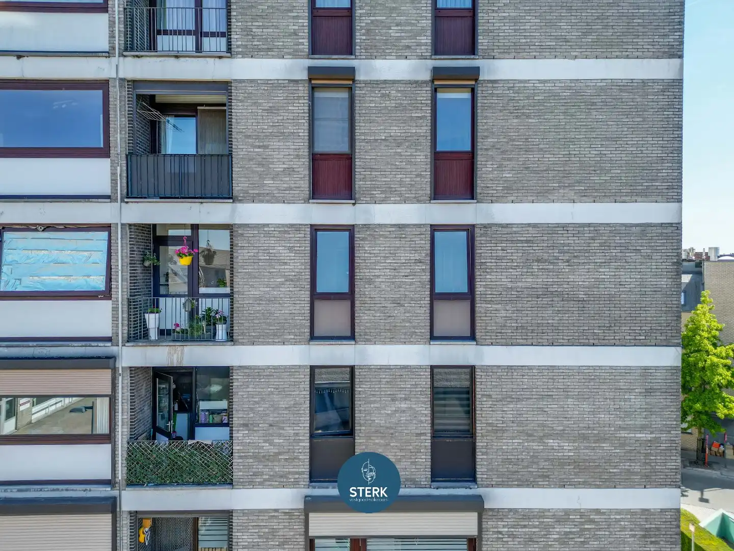 APPARTEMENT MET EPC LABEL B IN HET CENTRUM VAN LANAKEN !  foto 3