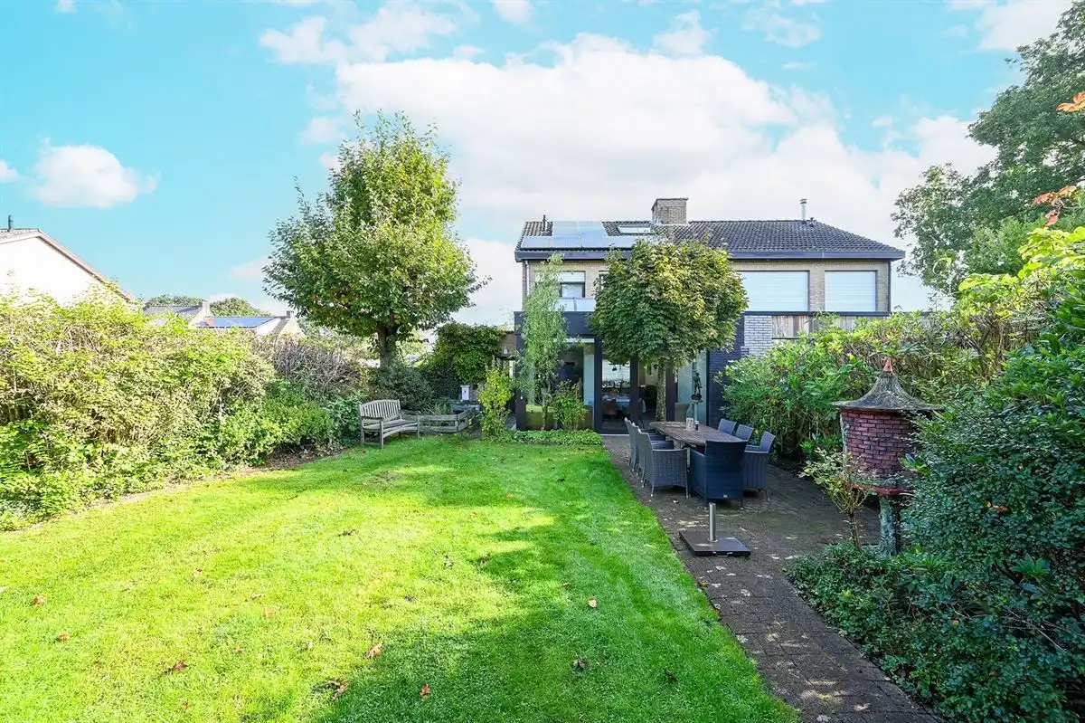 Half-open bebouwing op schitterend perceel van 1115m² foto 4