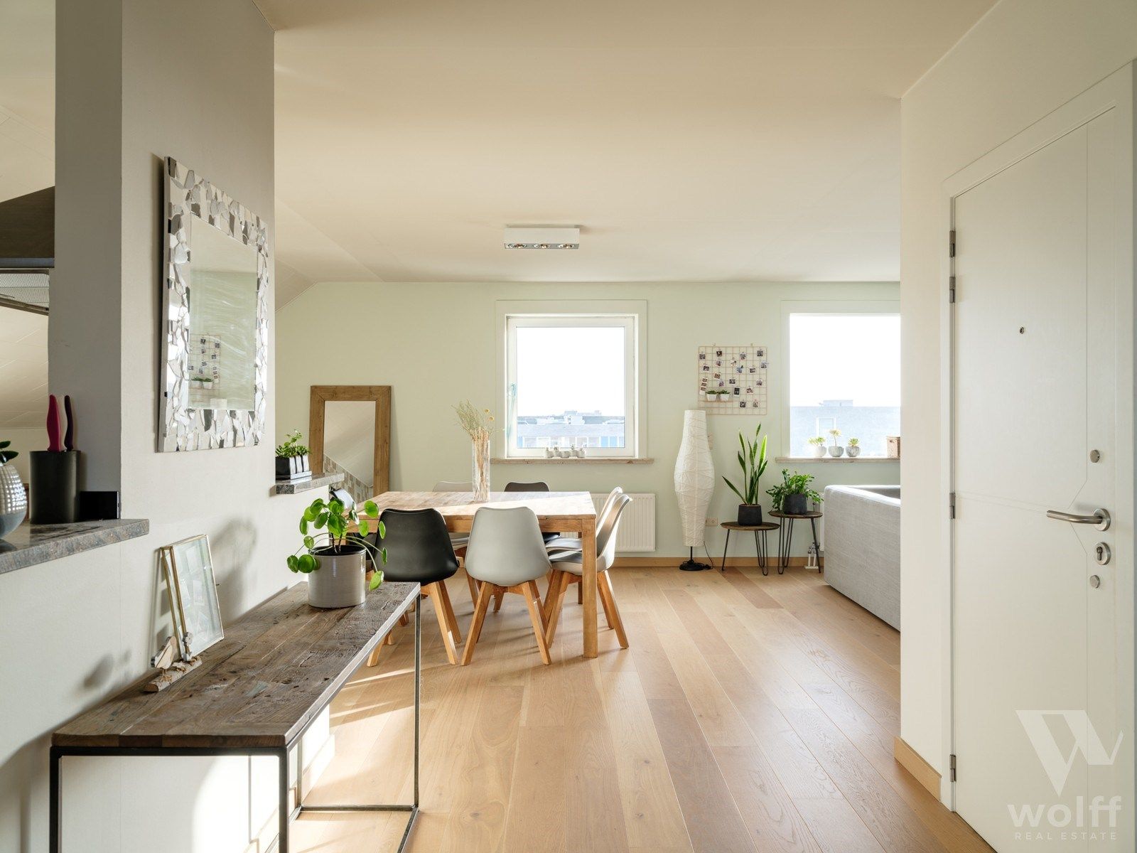 Instapklaar appartement met zonneterras en topligging foto 2