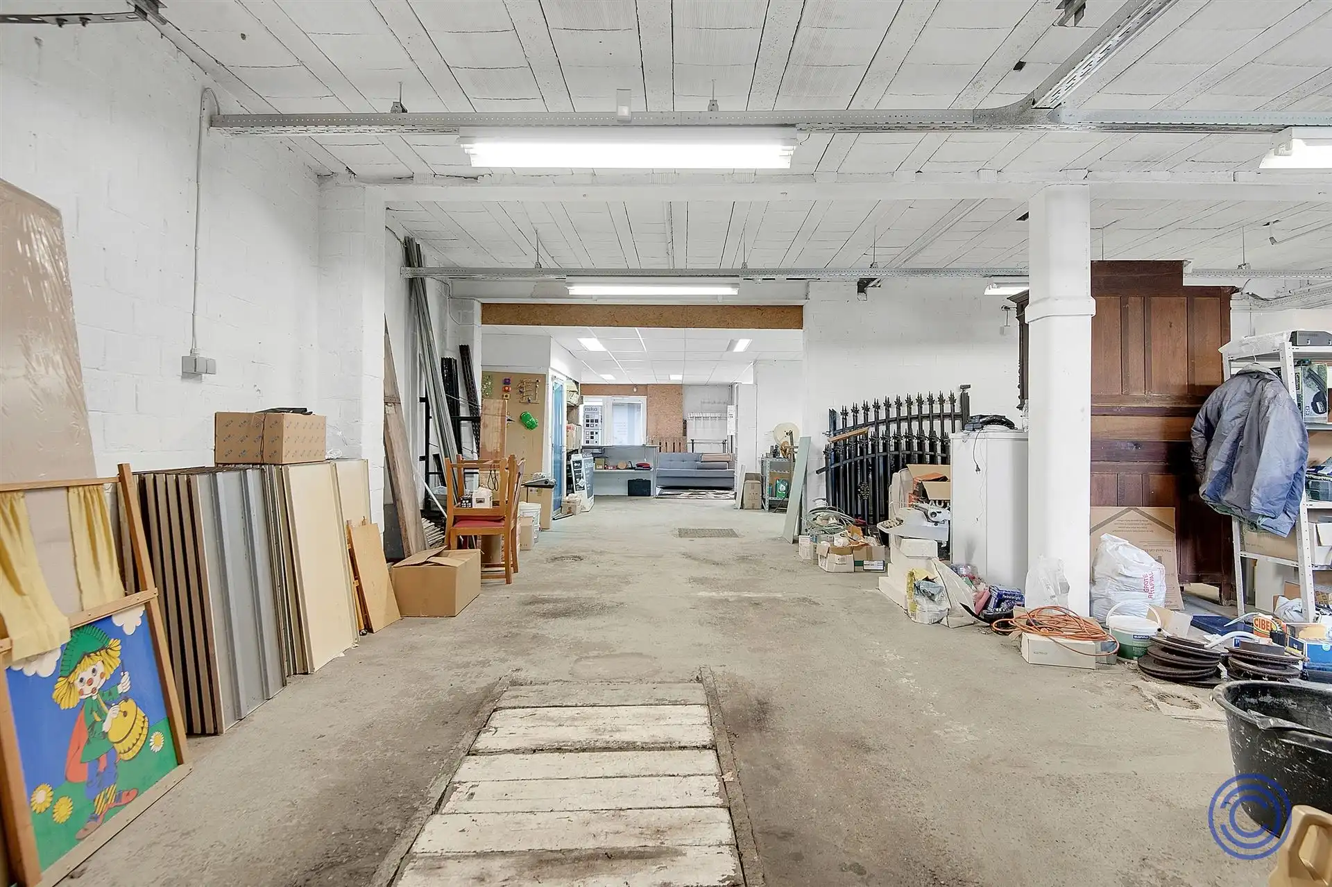 Gebouw ca. 420m² met verschillende ontwikkelingsmogelijkheden foto 7