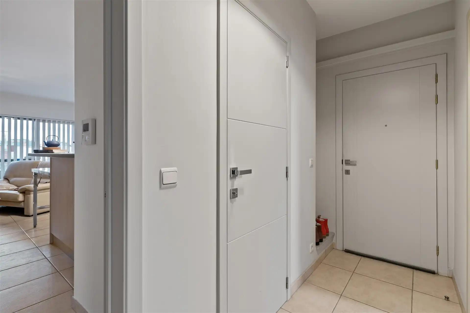 Instapklaar appartement met terras en 1 slaapkamer. foto 2