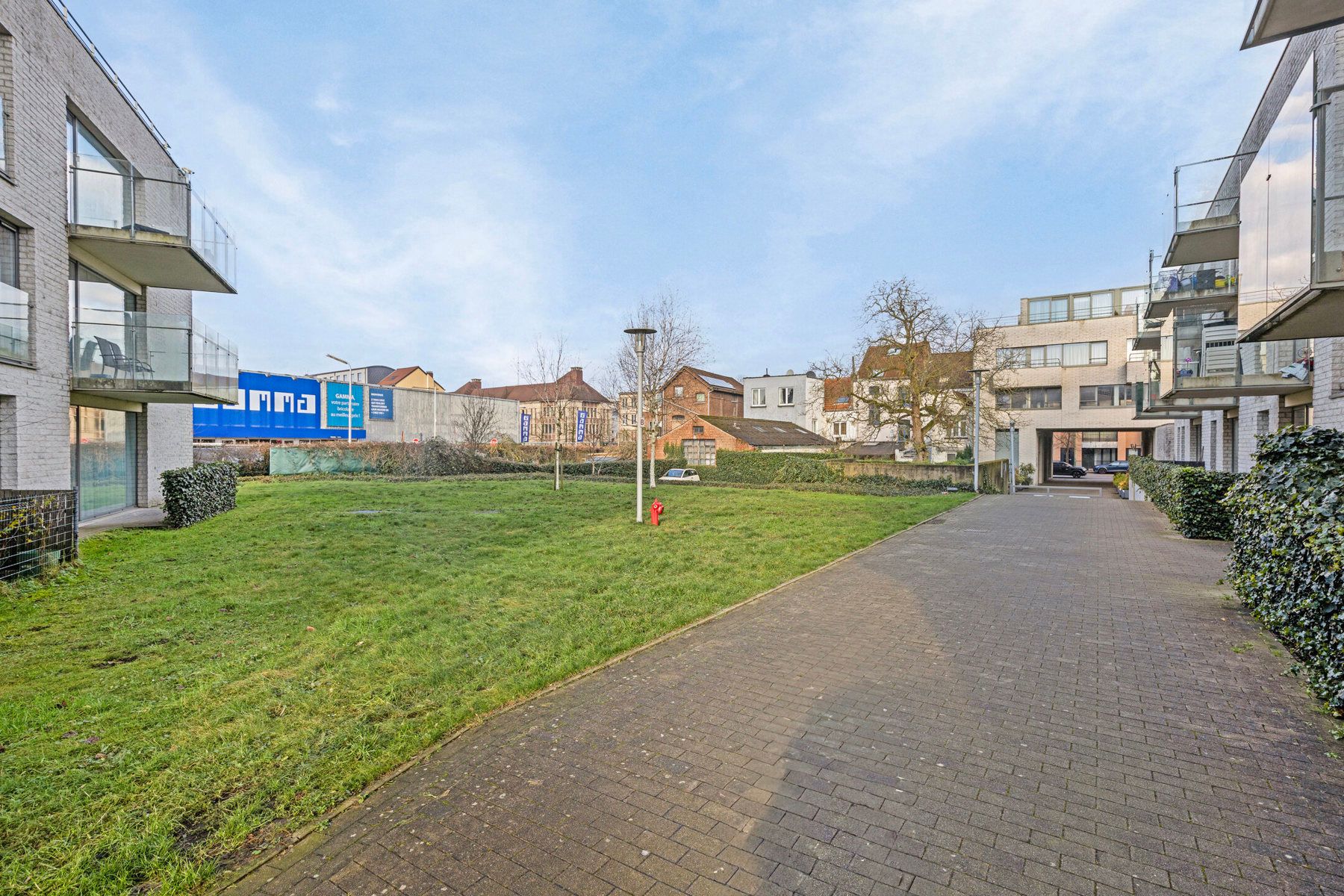 Hoekappartement met 2 slpk & 2 badk in het groen te Ukkel foto 13