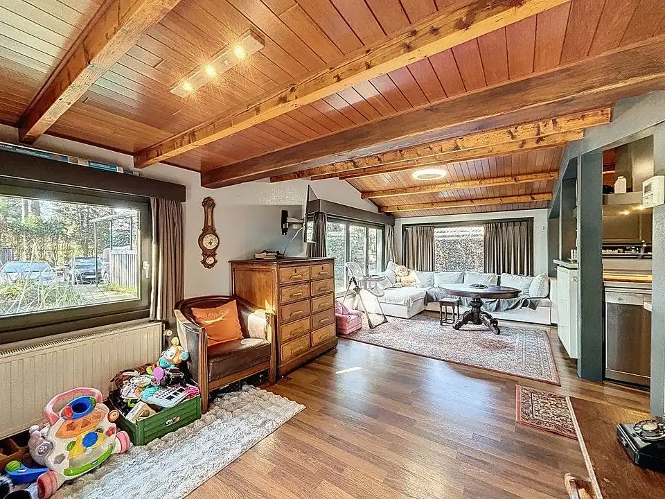 Bungalow te koop in groene en bosrijke omgeving in Gooreind foto 2