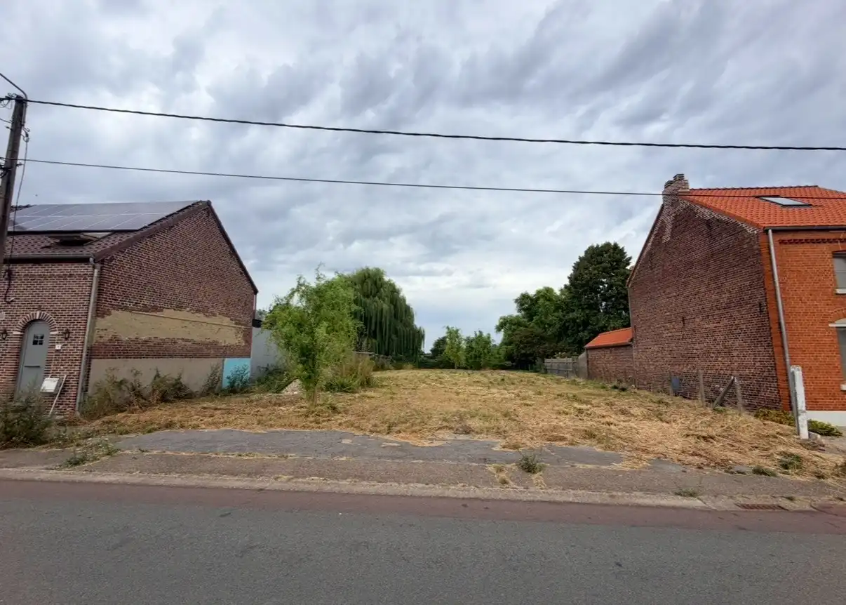 Open perceel bouwgrond met mogelijkheid tot opsplitsing foto 3