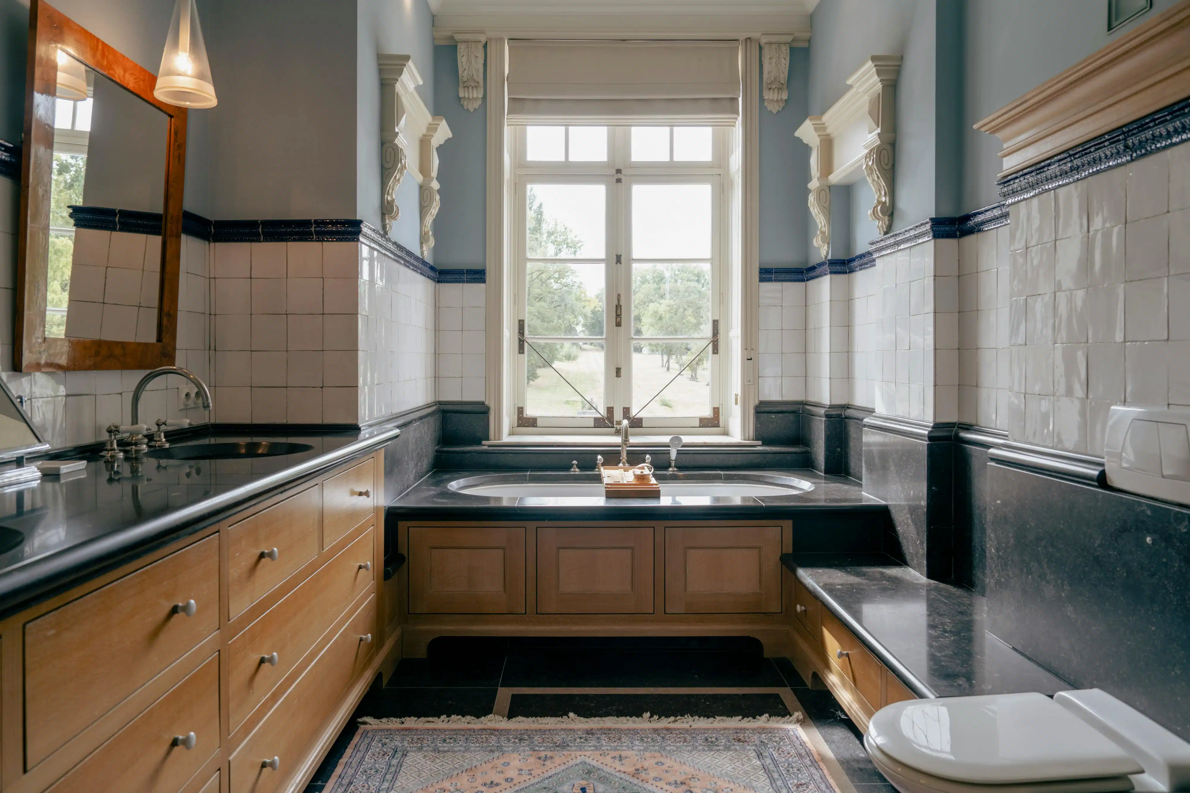 Uniek historisch kasteel op 9 hectare te koop in Geluveld foto 26