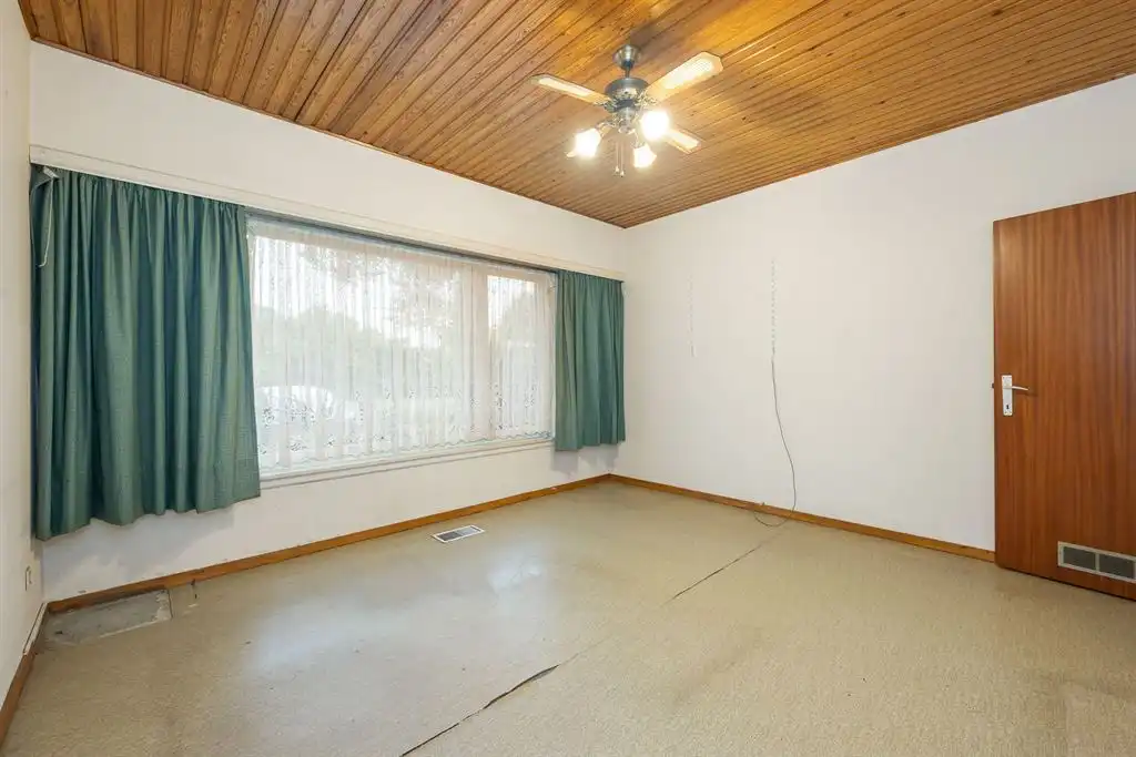 Te renoveren landhuis op 1.948m² foto 6