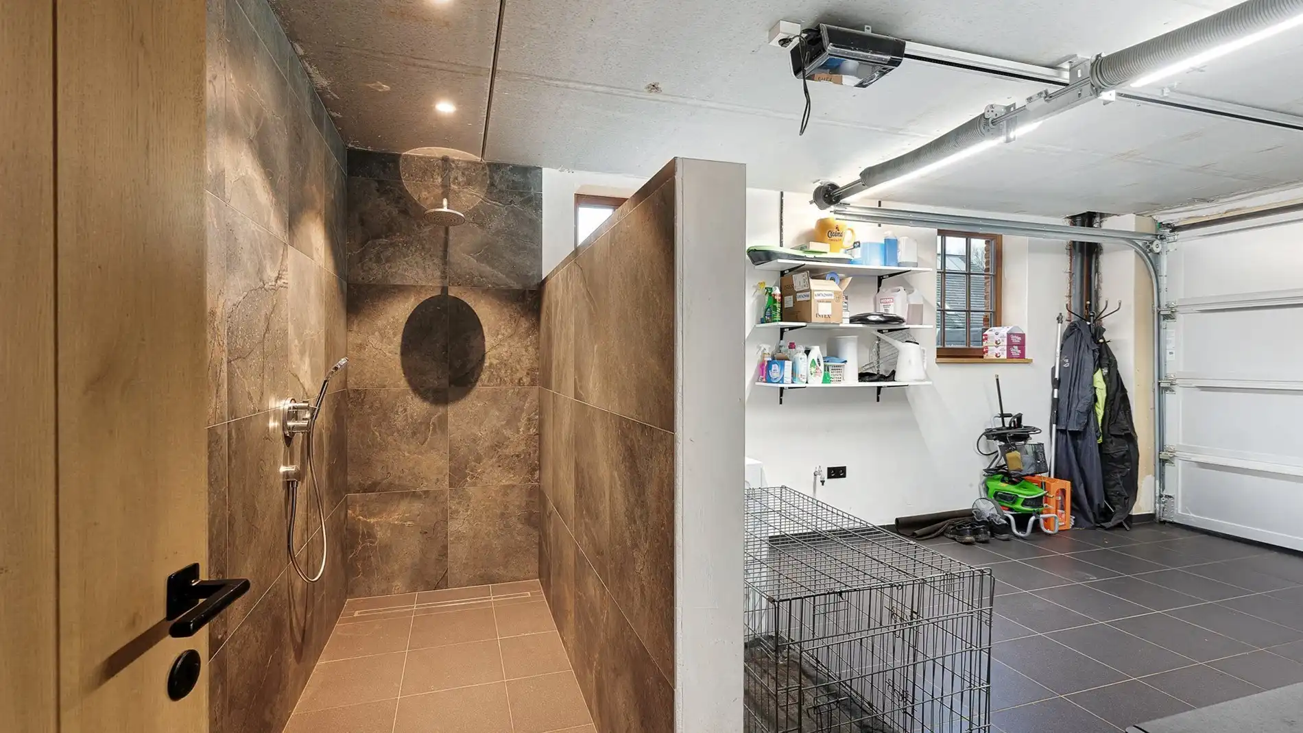 Nieuw gebouwde villa op 1.169 m² te Moerkerke (Damme) foto 22