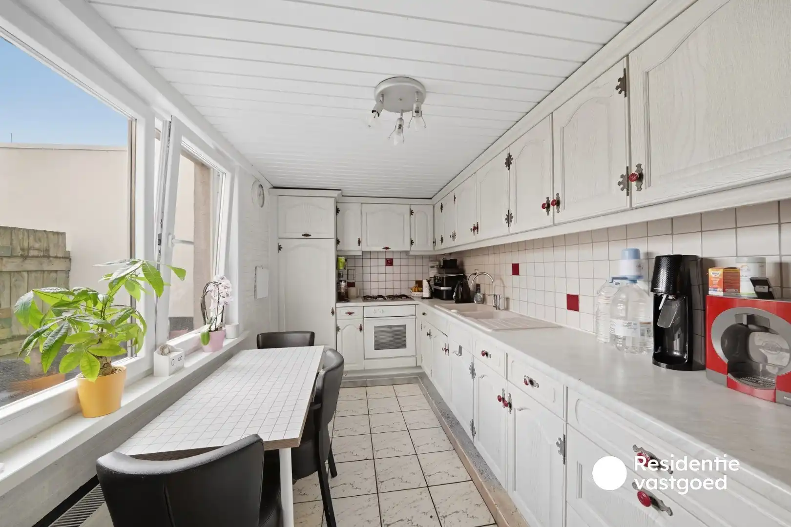 Verrassend ruime stadswoning te Oostende foto 4