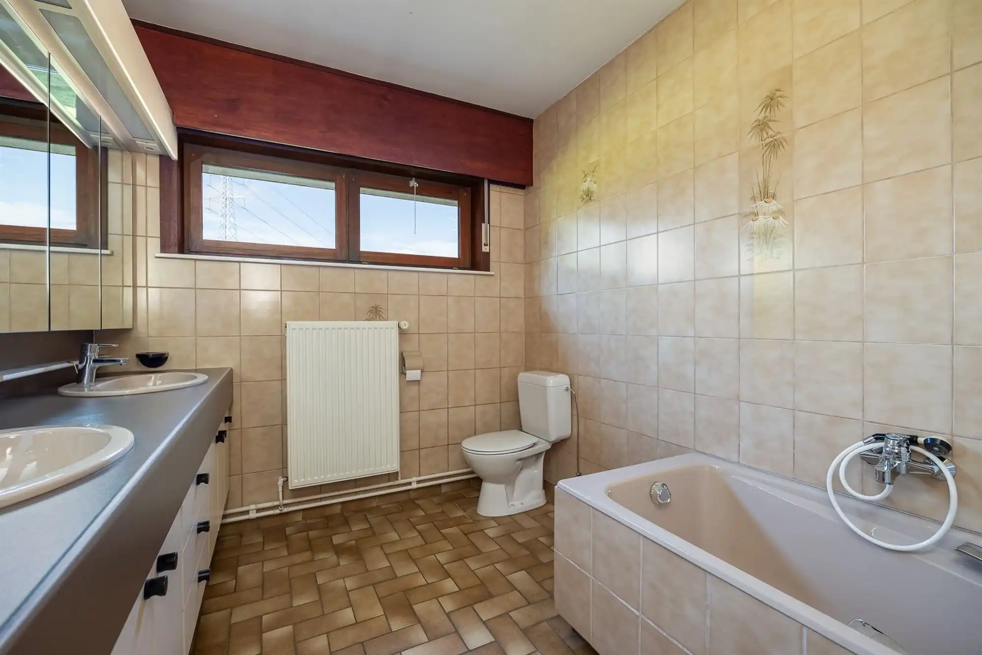 Bungalow op perceel van ca 1824m² in het groen foto 19