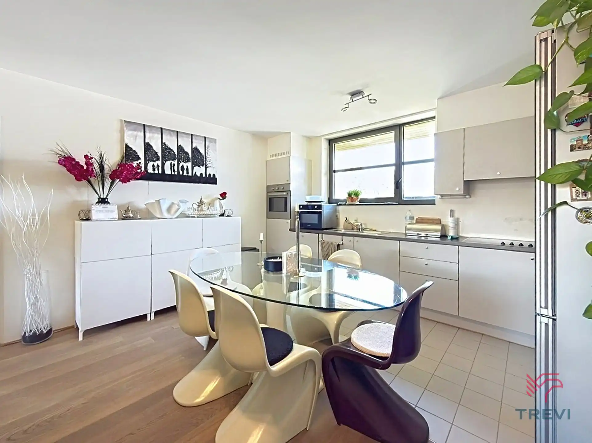 Appartement met 3 slaapkamers, terras, zwembad en fitnessruimte foto 6