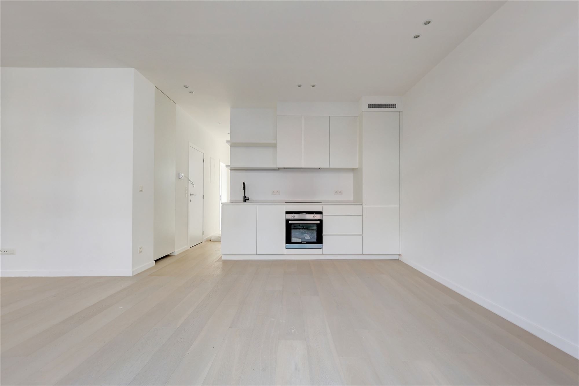 Leuk appartement met 2 slaapkamers centrum Kontich foto 6